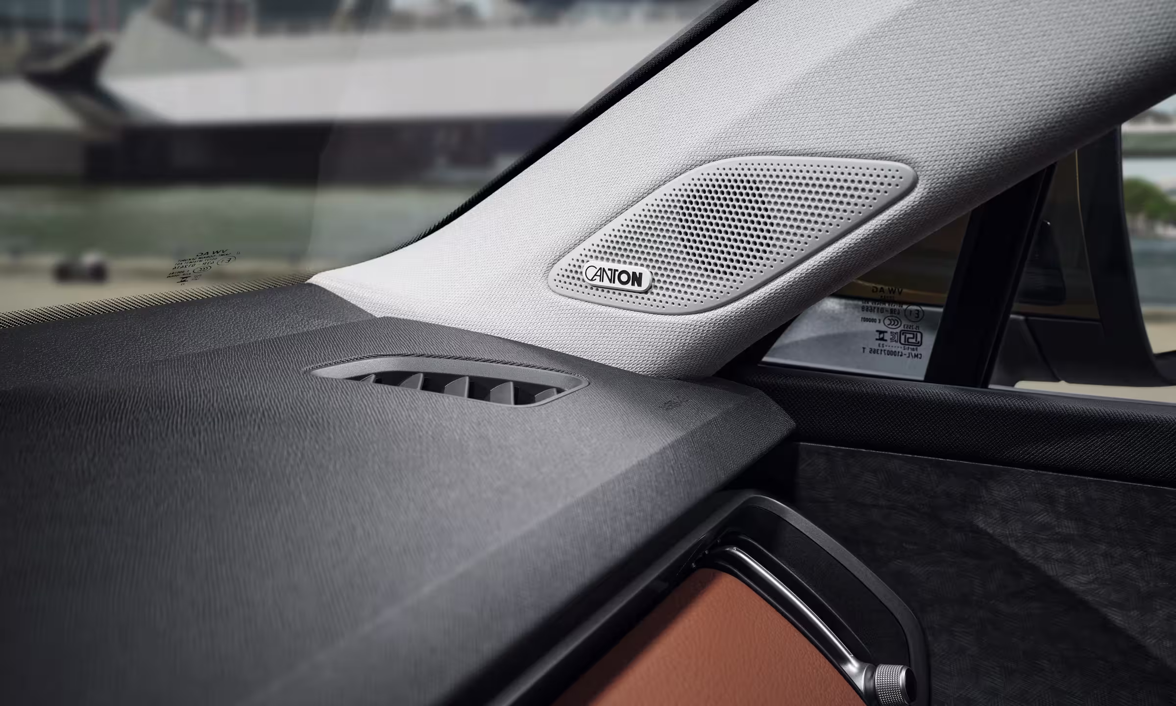 Skoda-Kodiaq-Premium-2025-22-1740474075.avif